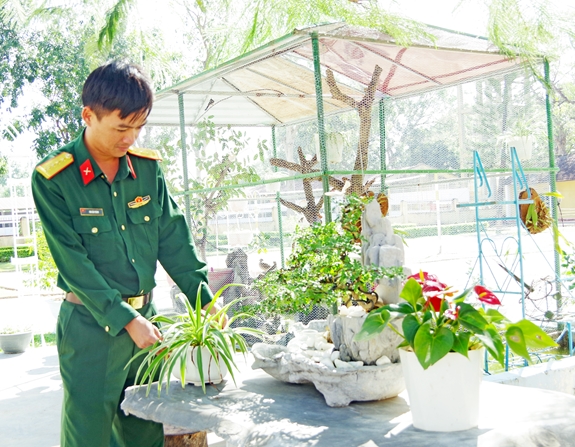 Đại úy Mai Bảo Thành.